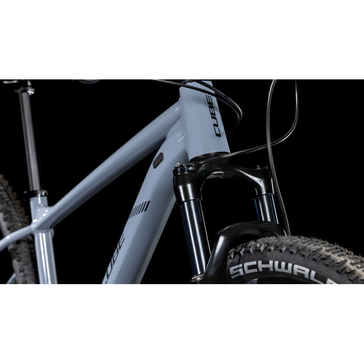 Dviratis Cube Reaction Pro 27.5 smoke'n'black 2025-S